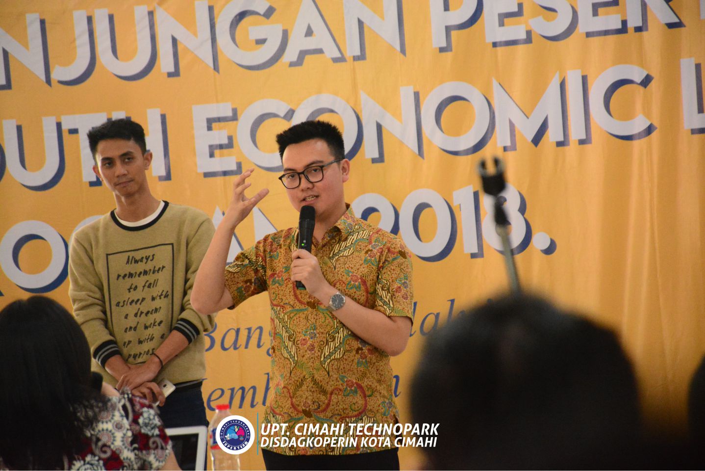 KUNJUNGAN PESERTA YOUTH ECONOMIC LEADERSHIP PROGRAM – BI INSTITUTE